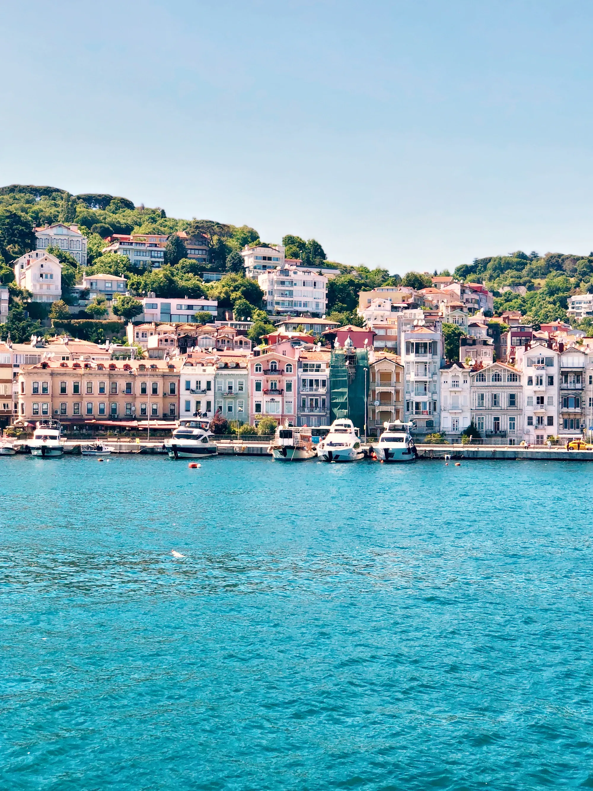 Colorful Ottoman homes by the Bosphorus in Istanbul, Turkey