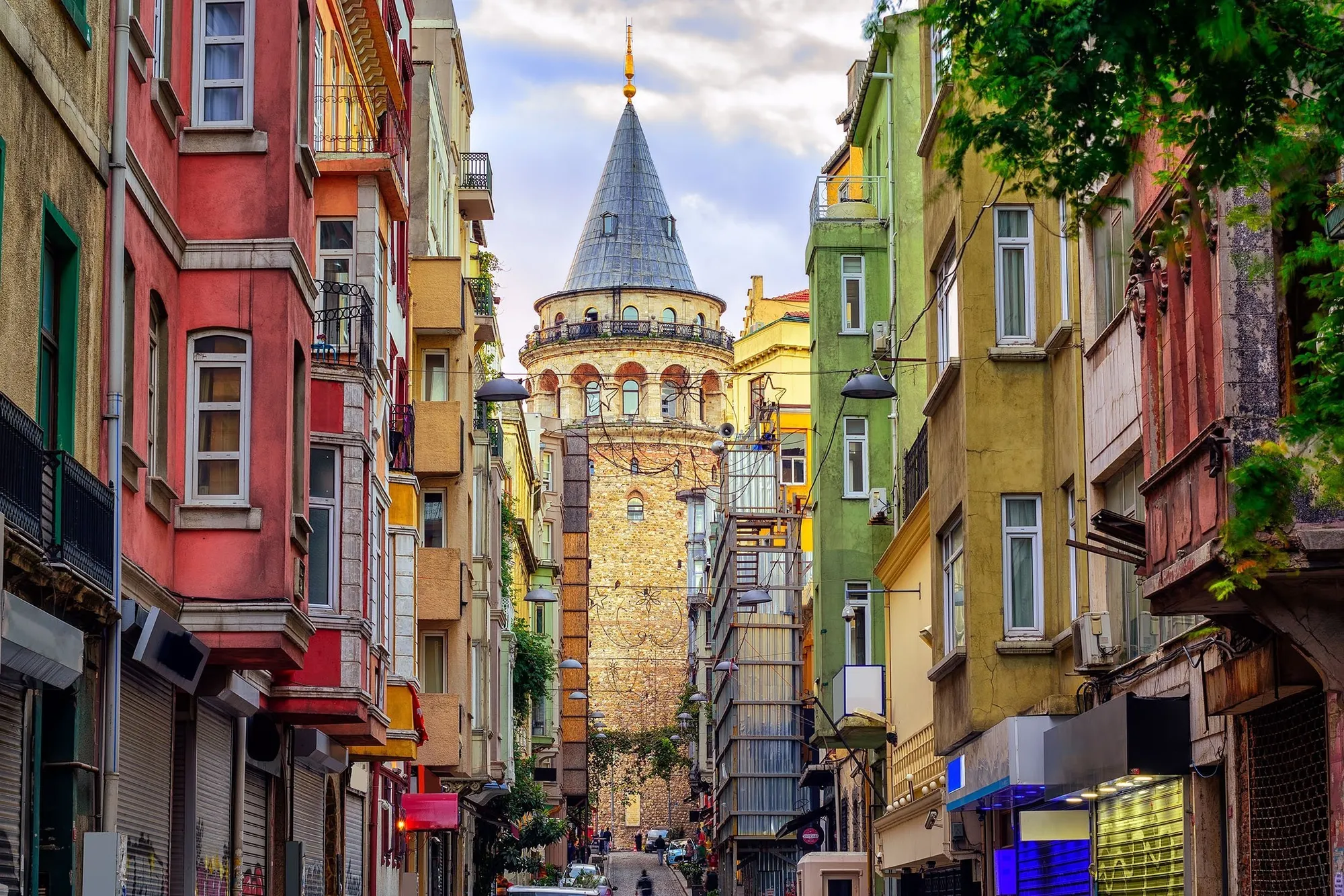 In Turkey, How to Obtain a Turkish Resident Permit