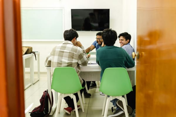 Mastering Turkey's Education System: A Guide for Expats and Their Families